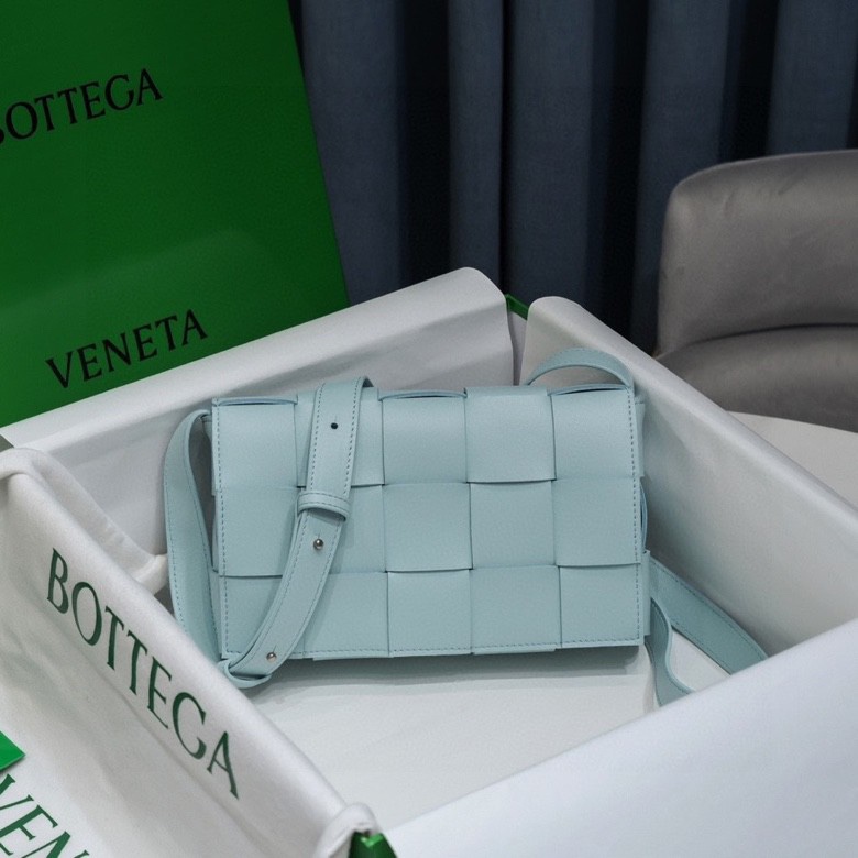 Bottega Veneta Satchel Bags - Click Image to Close